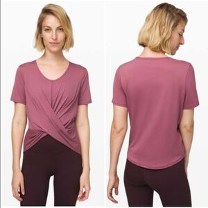 Lululemon Do the Daily Short Sleeve in Plumful Medium 8 10